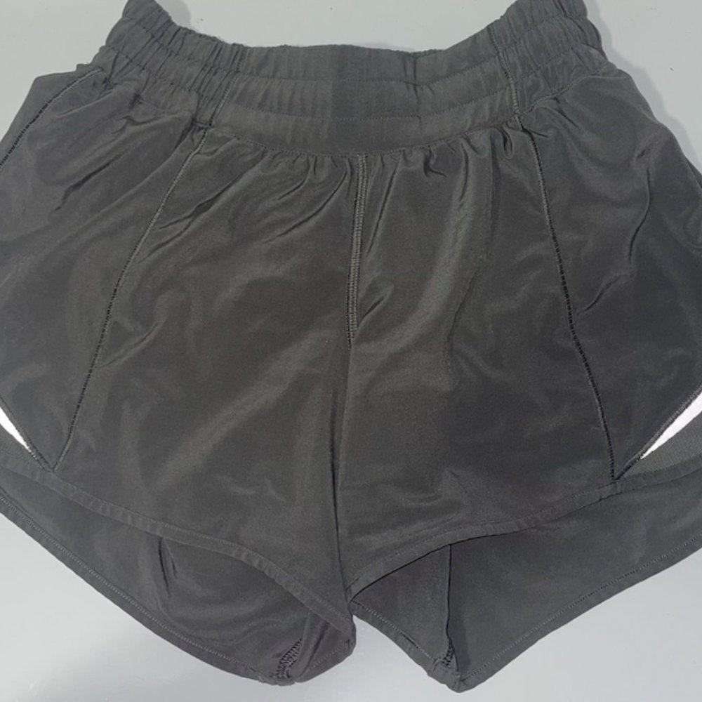 Size 4 Olive Green Lululemon Shorts hotty hot